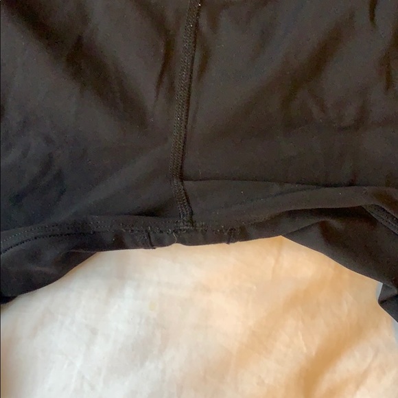 Black Lululemon crop leggings size 12 - Picture 6 of 6
